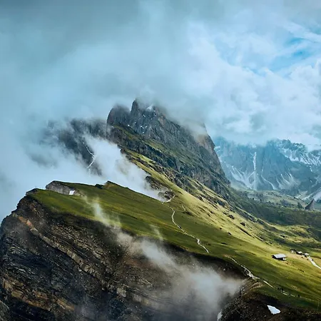 Alpina Dolomites