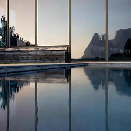 Alpina Dolomites Hotel