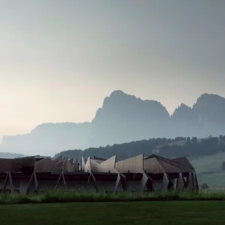 Alpina Dolomites