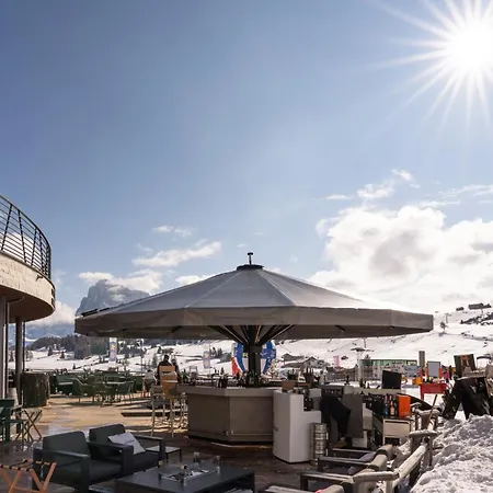 Hotel Alpina Dolomites Alpe Di Siusi