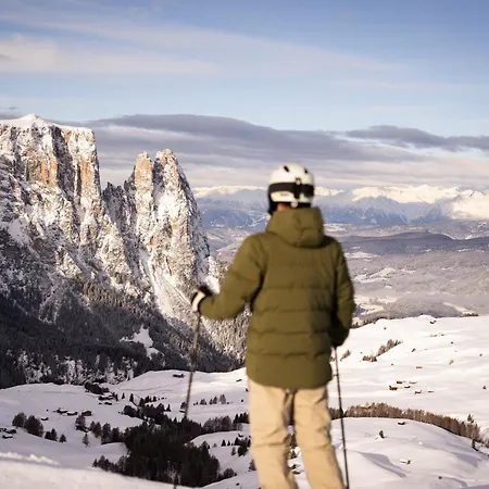 Alpina Dolomites Hotel Alpe Di Siusi
