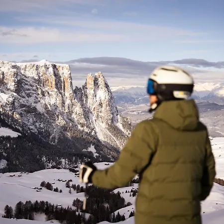 Alpina Dolomites Hotel 5*
